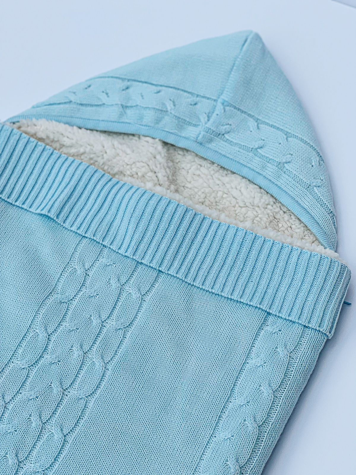 Saquito para Bebé de Tejido de Punto Azul